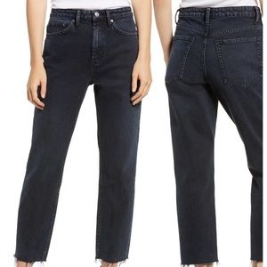 NWT Topshop Raw Hem Crop Straight Leg Jeans in Black